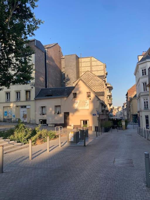 Duplex Hypercentre Avec Parking Apartman Rouen Kültér fotó